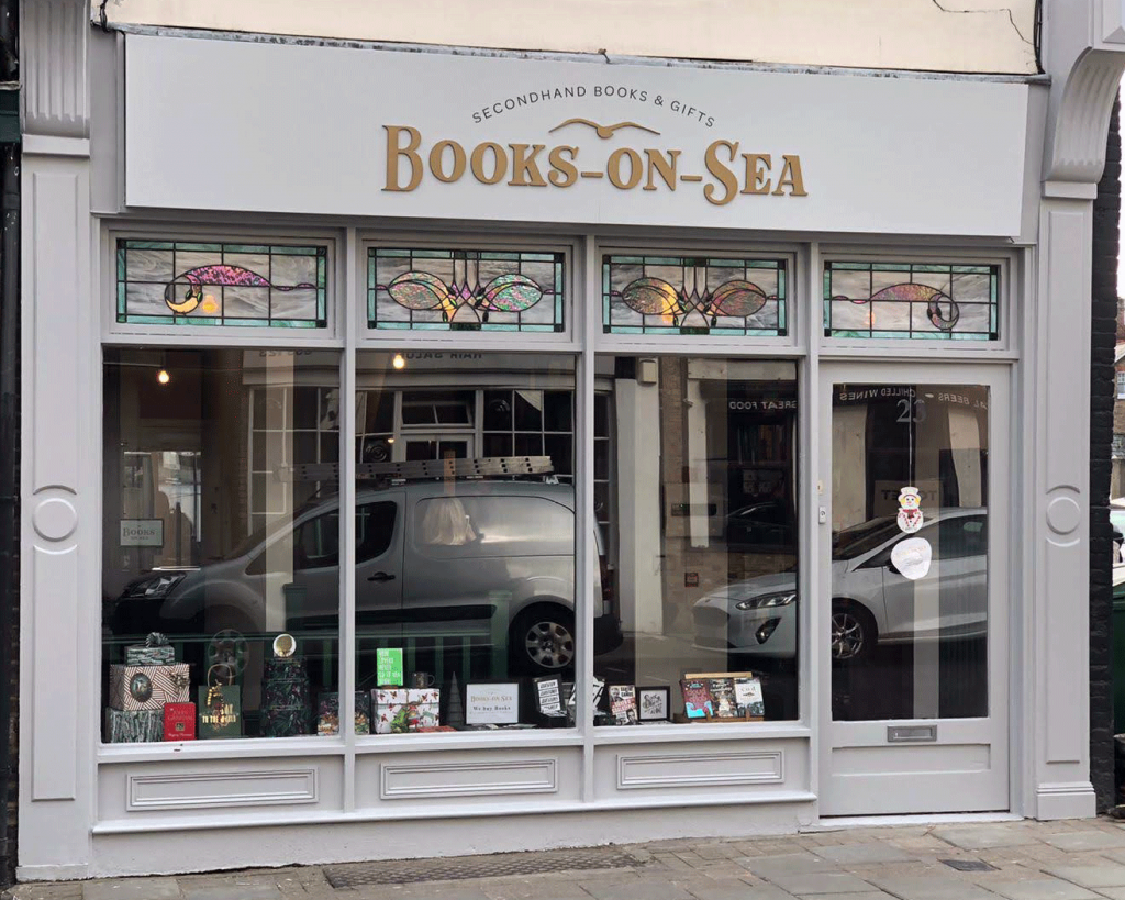 books-on-sea